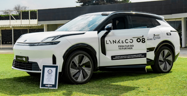 Lynk & Co 08 oborio Gunnessov svjetski rekord: u 100% električnom načinu pogonu postigao 293 km